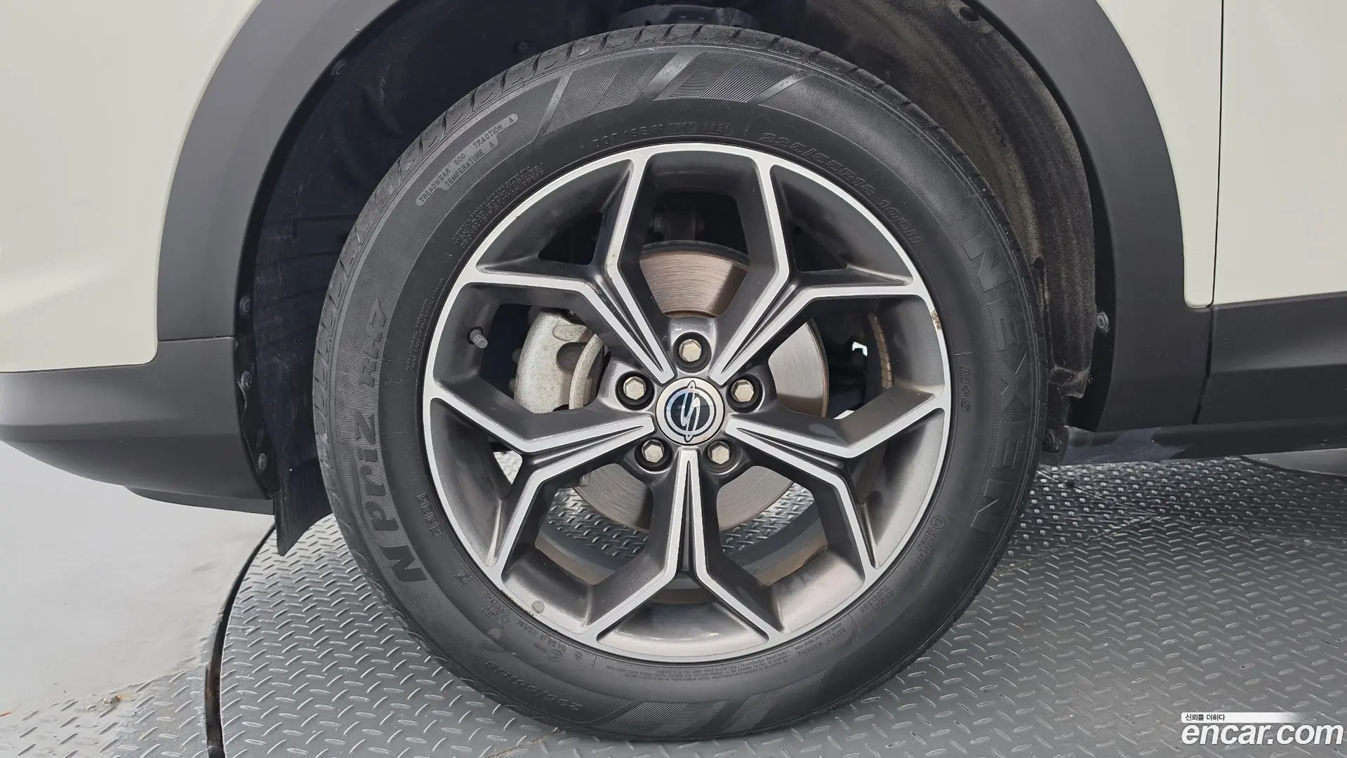 KG Mobility KORANDO Gasoline 1.5 2WD C5