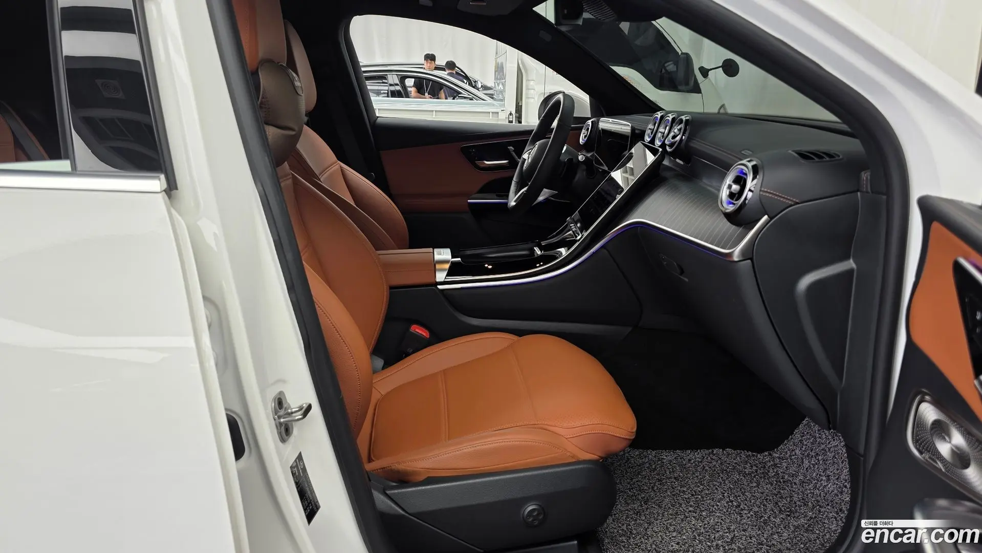 Mercedes-Benz GLC-Class GLC300 4MATIC Avnatgarde Coupe