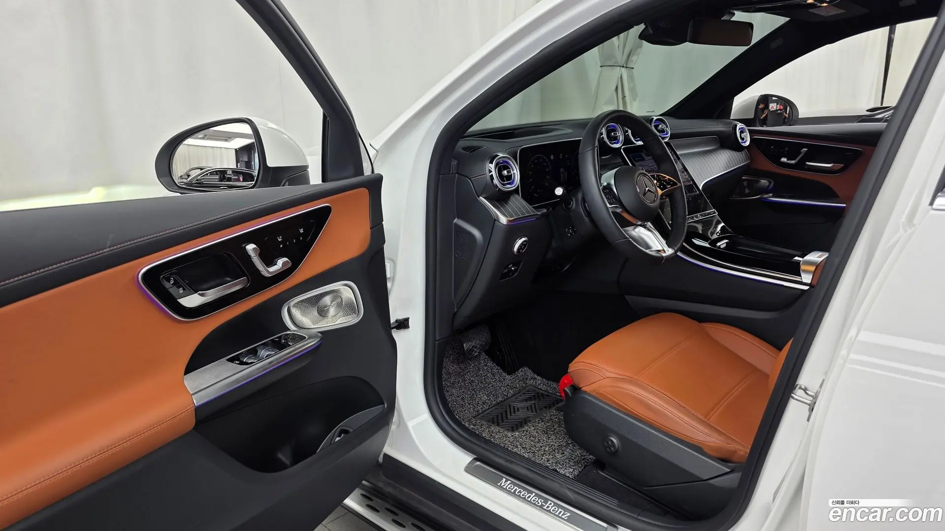 Mercedes-Benz GLC-Class GLC300 4MATIC Avnatgarde Coupe