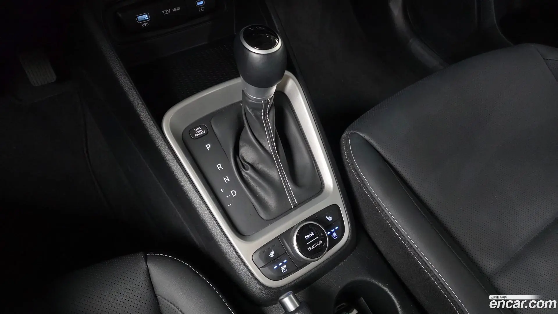 Hyundai Venue 1,6 Premium 2022