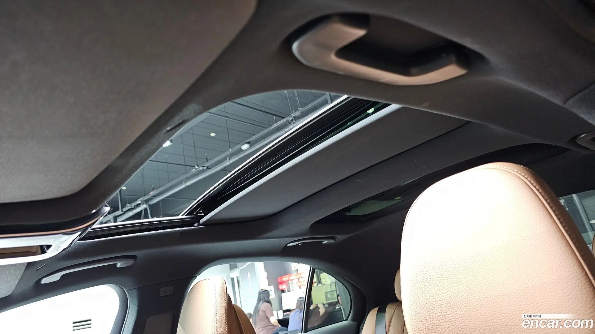 Mercedes-Benz E-Class E200 Avantgarde 2024