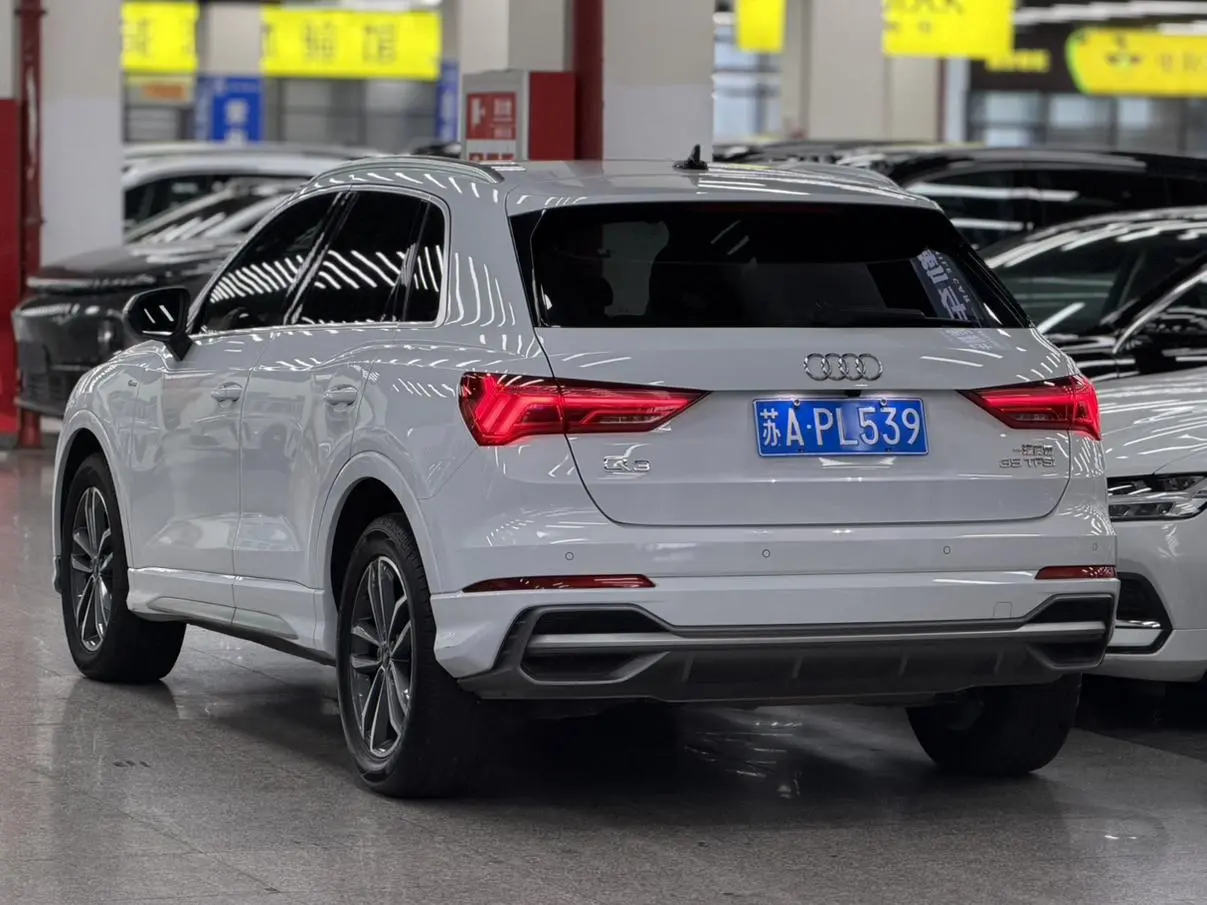 Audi Q3 2022 35 TFSI Progressive Dynamic