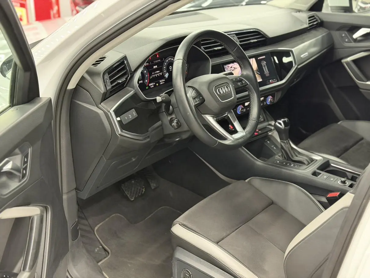 Audi Q3 2022 35 TFSI Progressive Dynamic