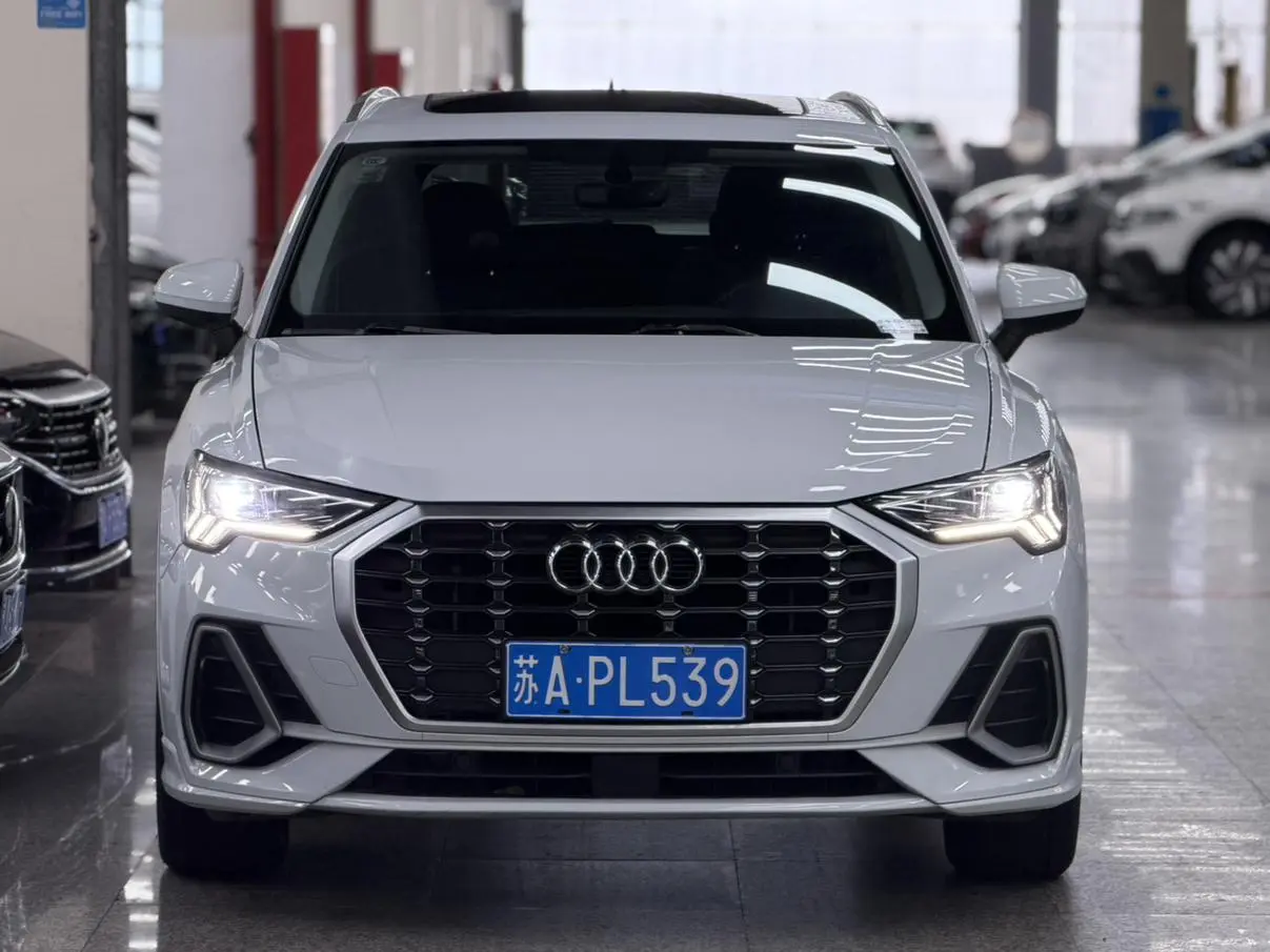 Audi Q3 2022 35 TFSI Progressive Dynamic