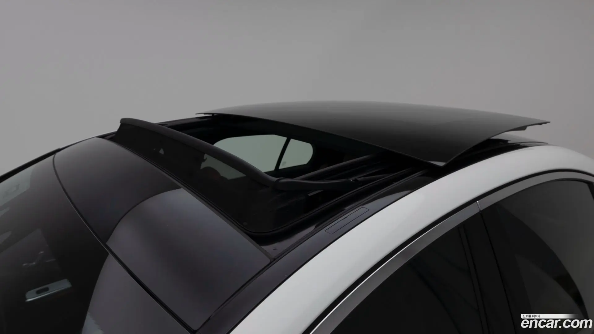 Mercedes-Benz E-Class E200 AMG Line