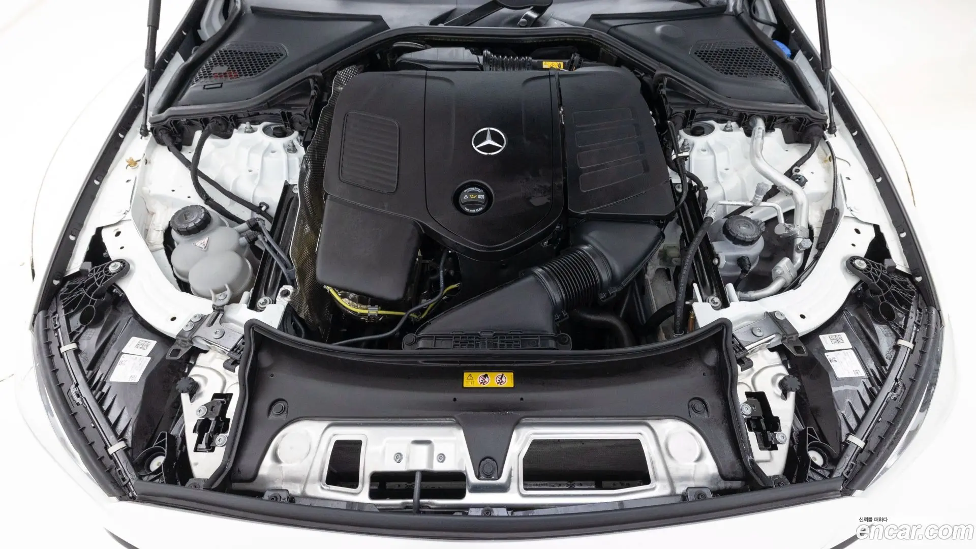 Mercedes-Benz E-Class E200 AMG Line