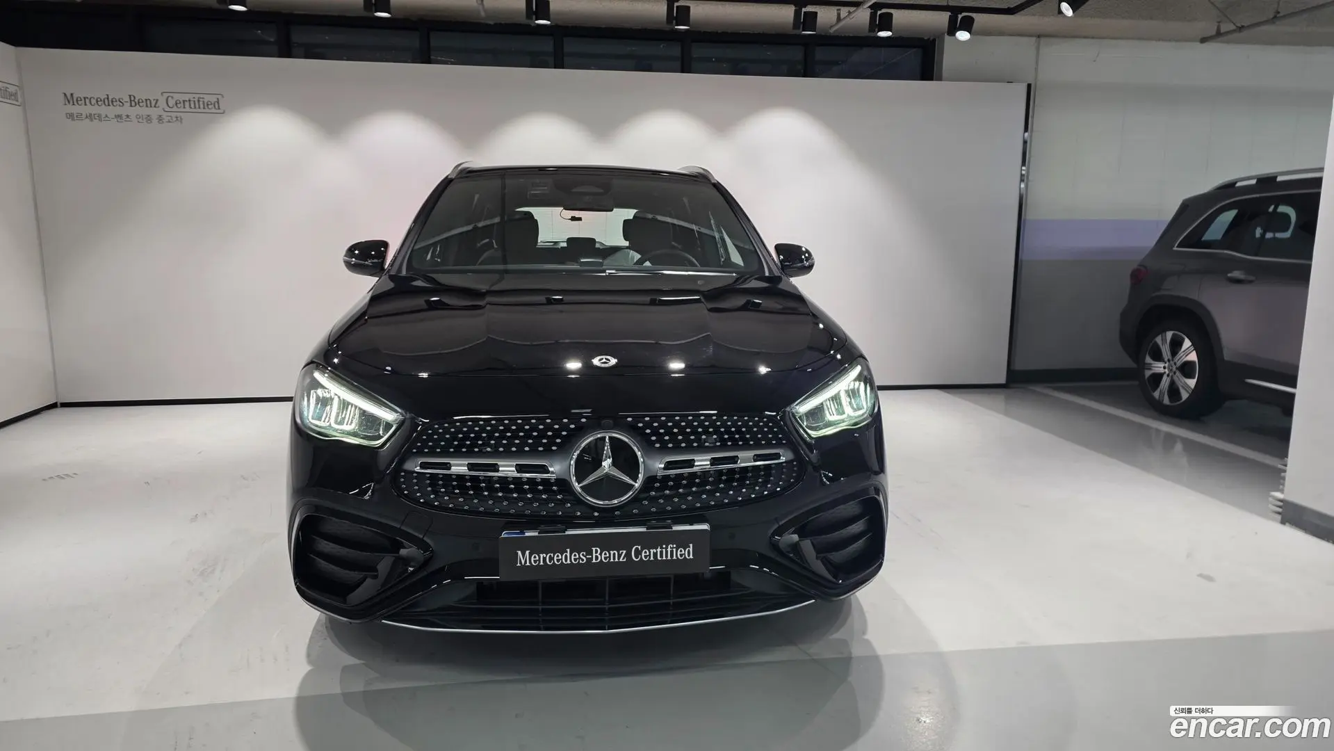Mercedes-Benz GLA-Class GLA250 4MATIC 2023