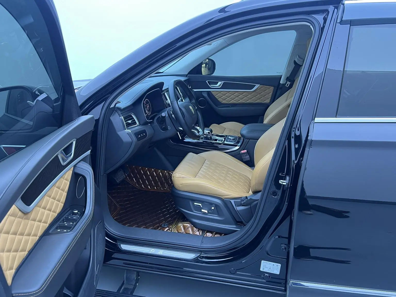 Hongqi HS7 2019 3.0T Auto 4WD Smart Connected