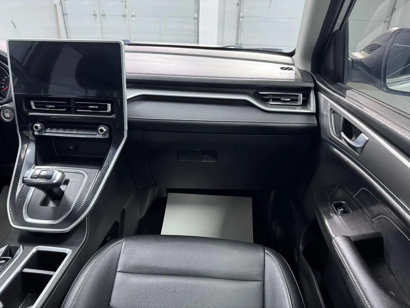 Haval M6 2023 PLUS 1.5T DCT Smart Connected