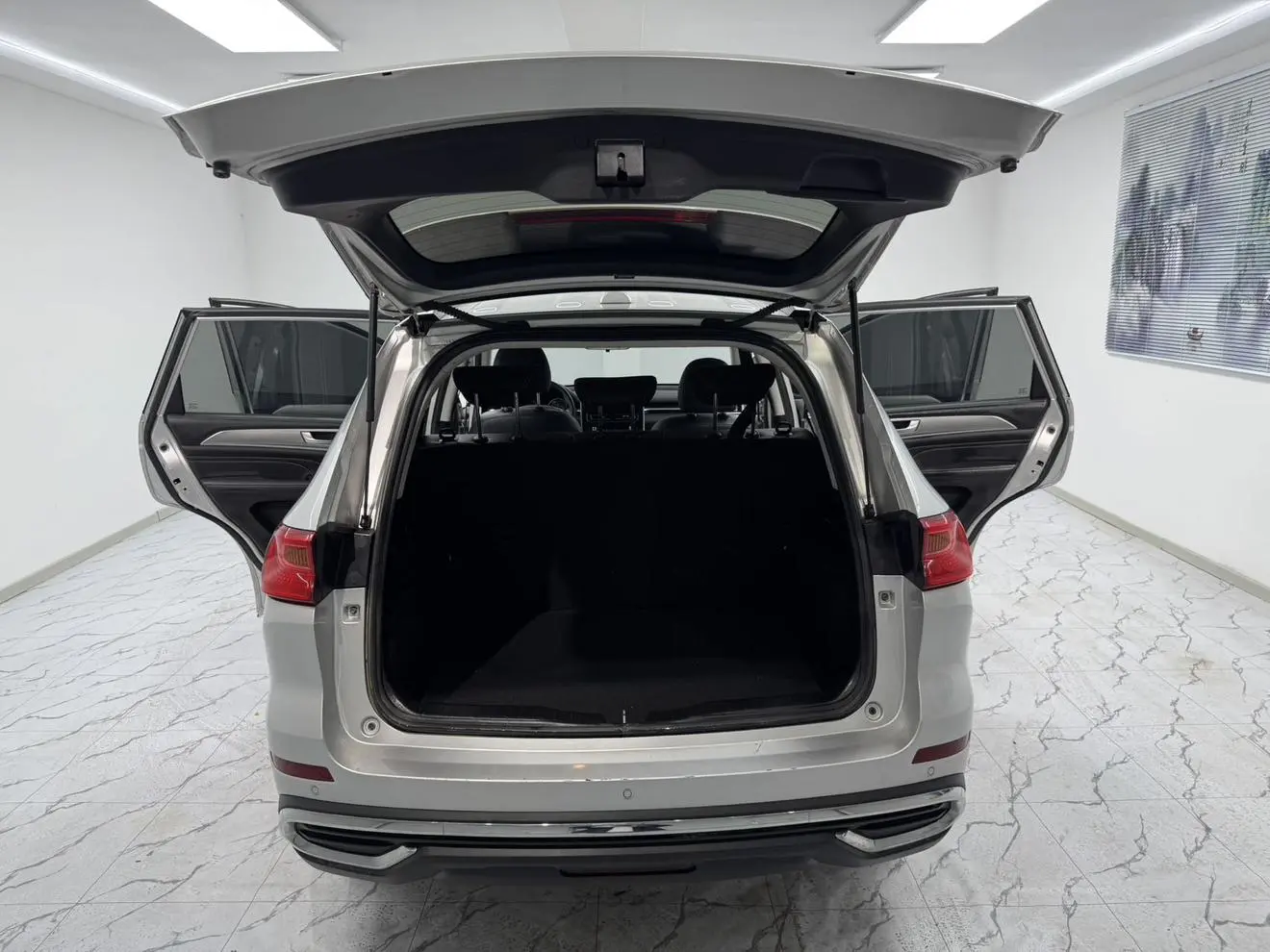 Haval M6 2023 PLUS 1.5T DCT Smart Connected