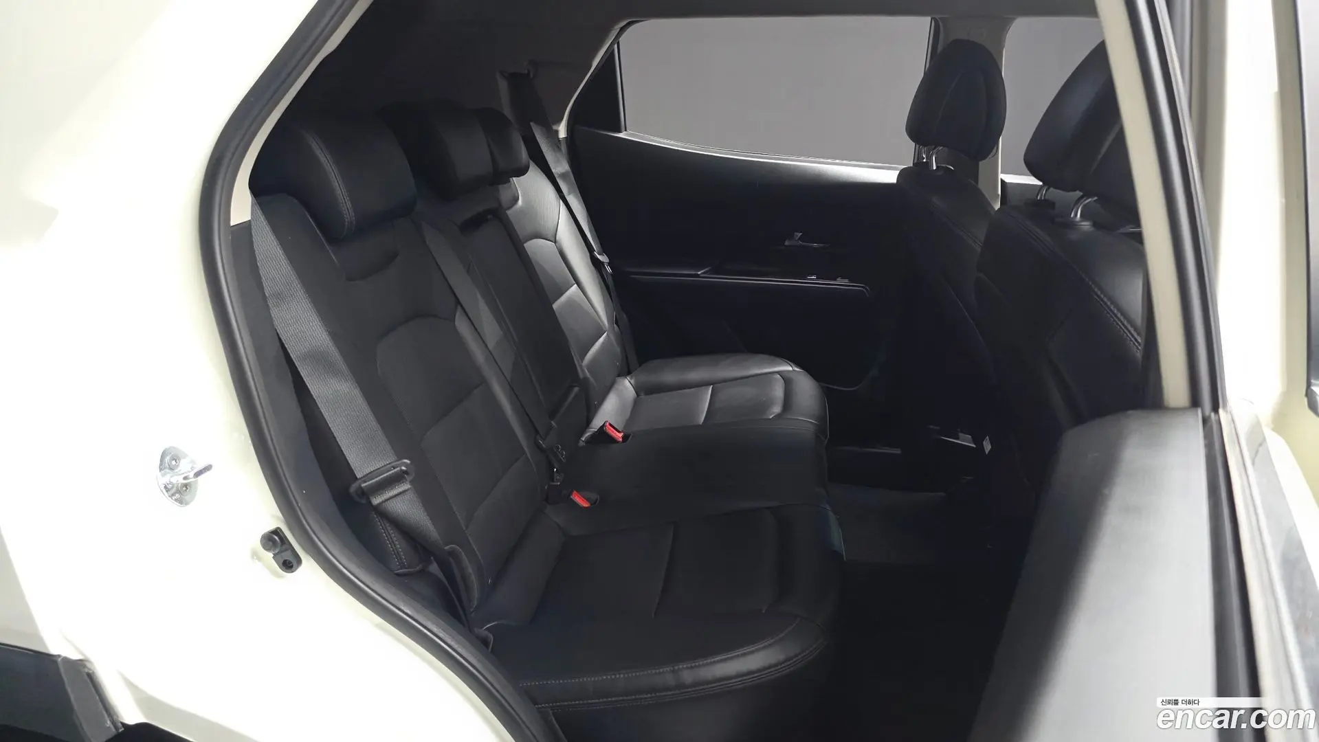 KG Mobility KORANDO Gasoline 1.5 2WD C7