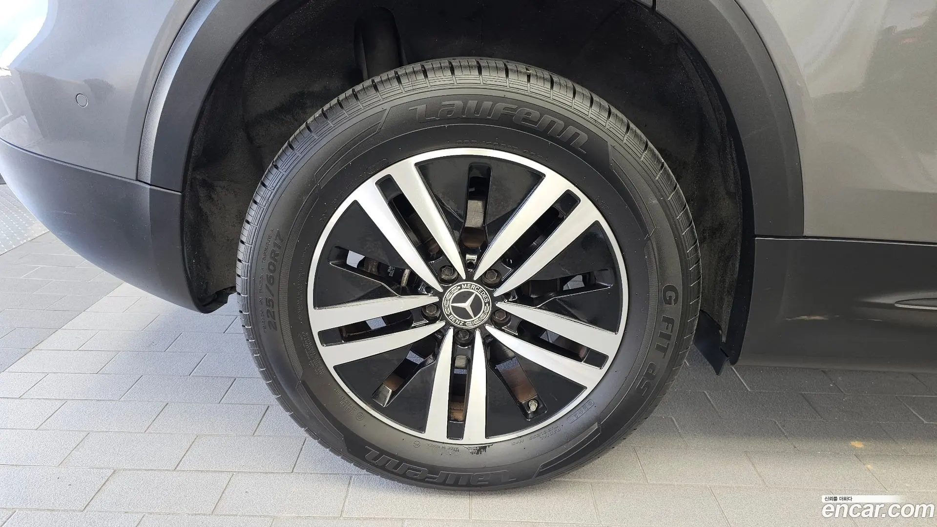 Mercedes-Benz GLB-Class GLB200 d 2021