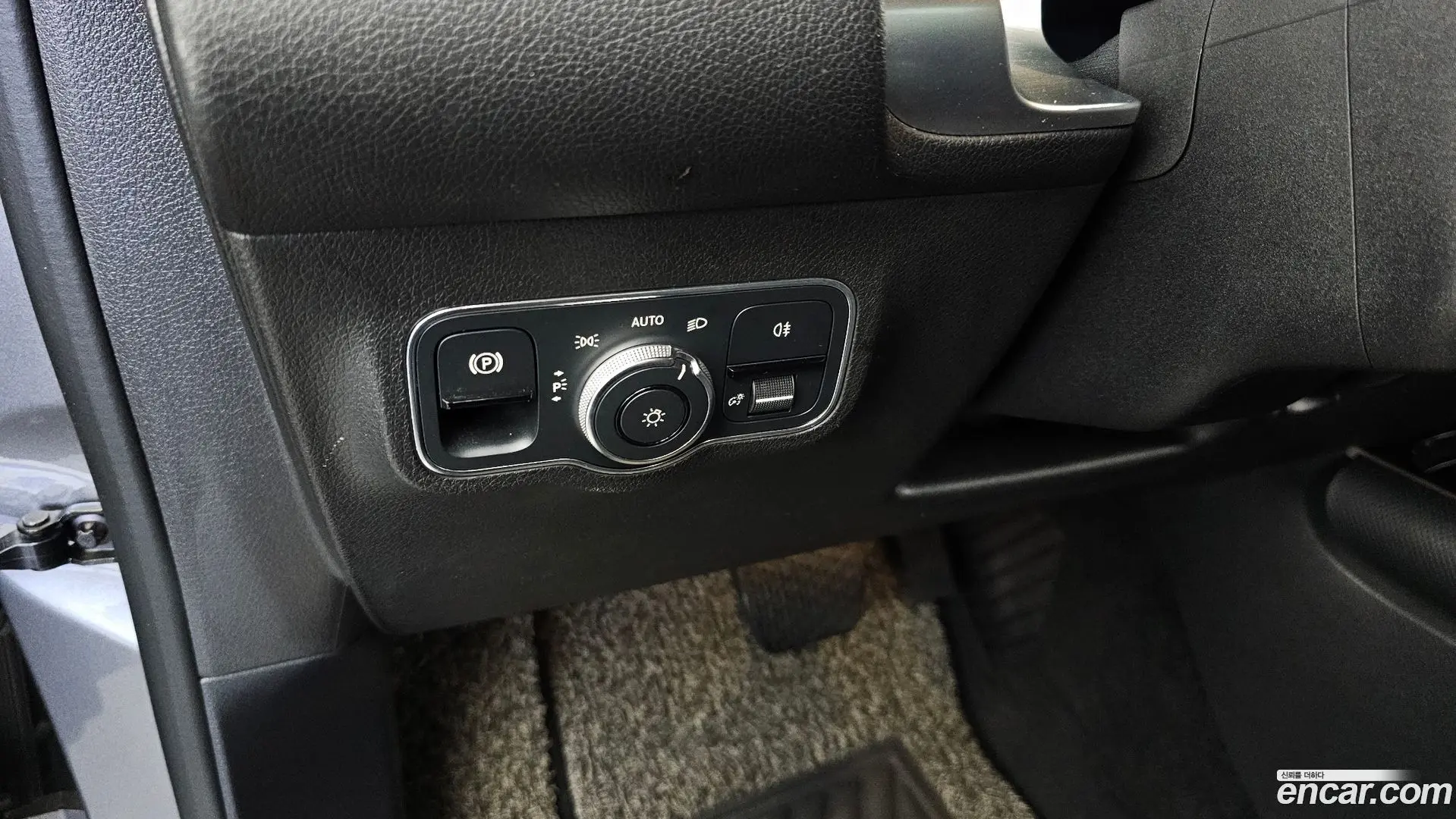 Mercedes-Benz GLB-Class GLB200 d 2021