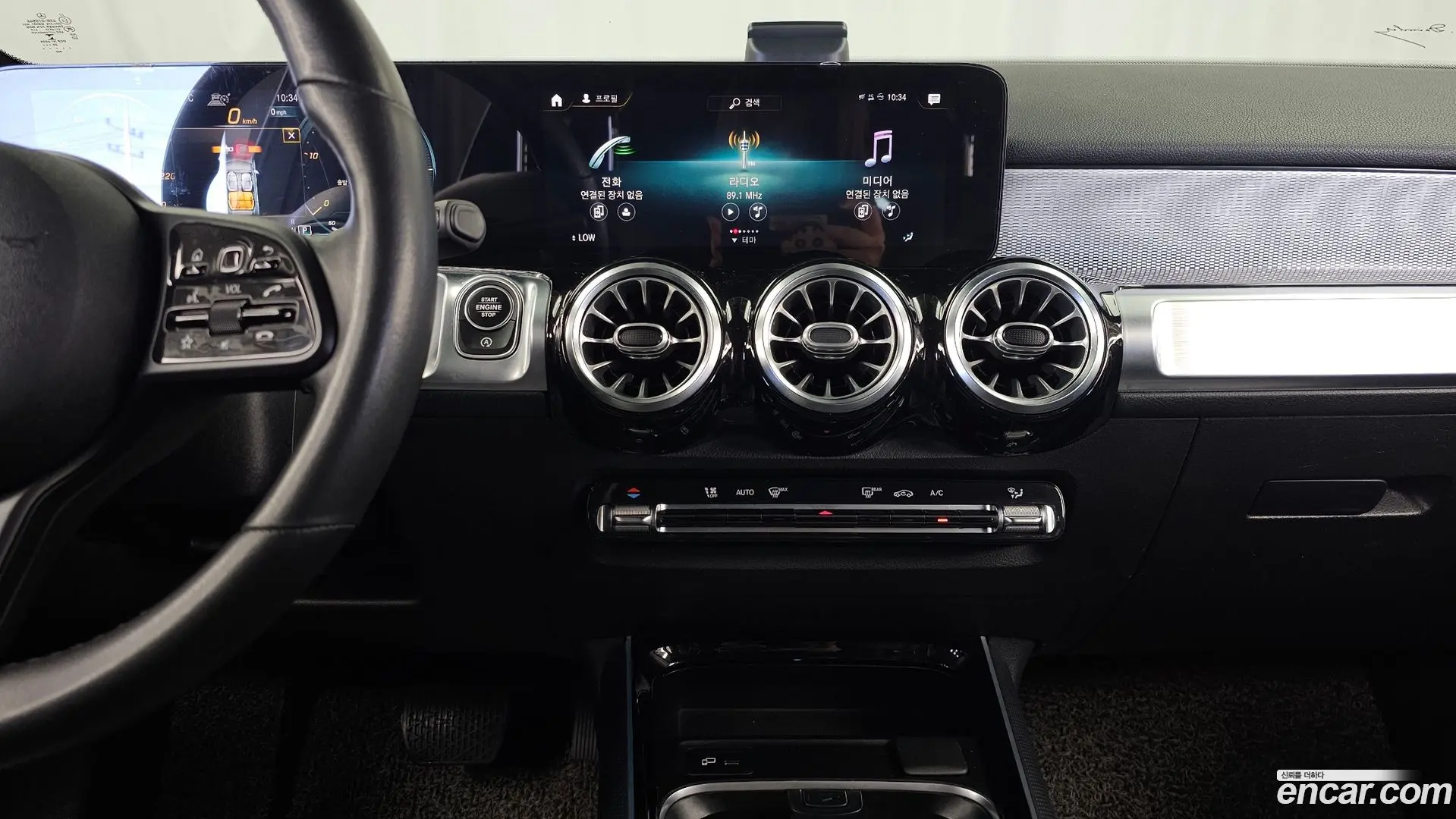 Mercedes-Benz GLB-Class GLB200 d 2021