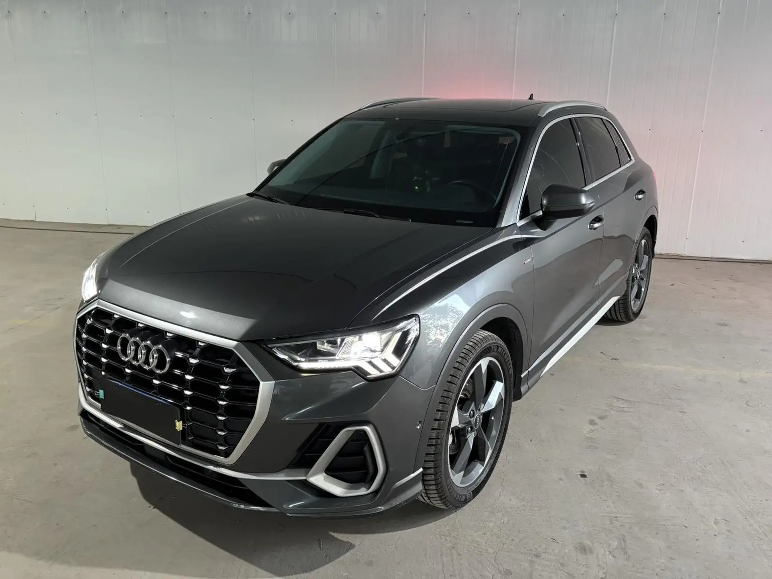 Audi Q3 2022 35 TFSI Dynamic Fashion
