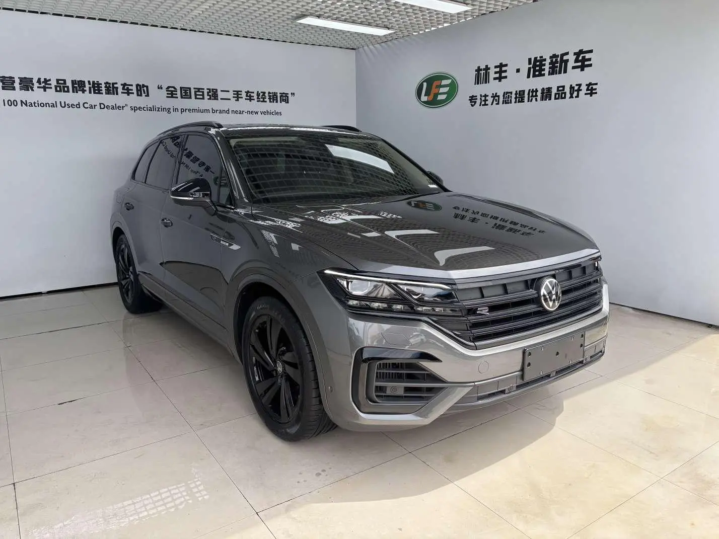 Volkswagen Touareg 2022 3.0TSI Sharp Sport Package