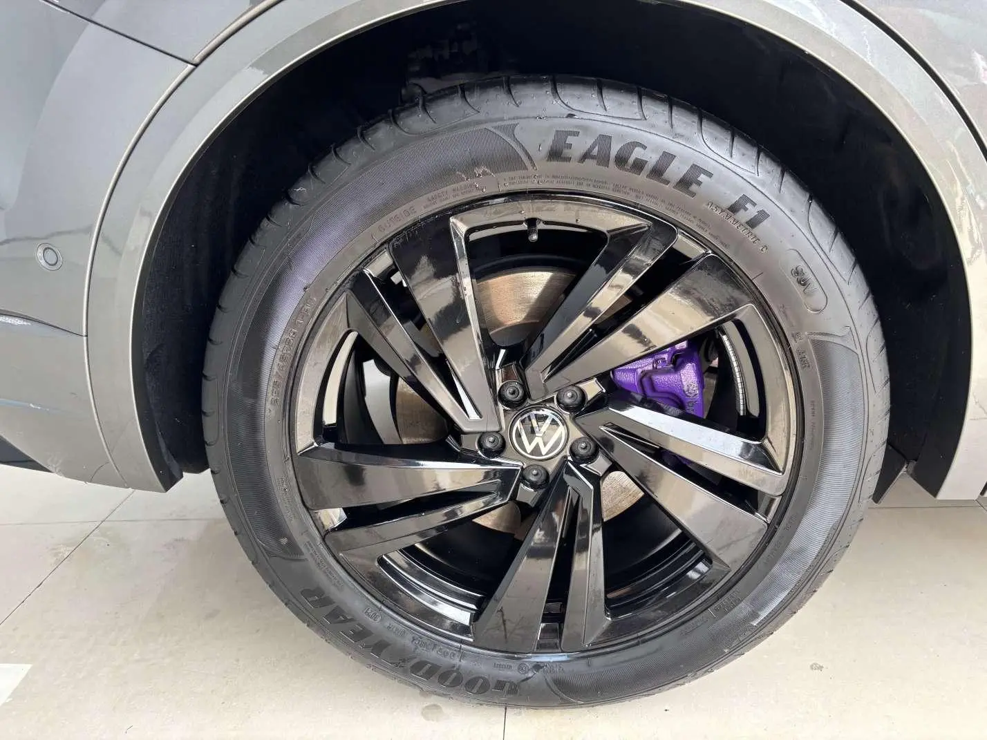 Volkswagen Touareg 2022 3.0TSI Sharp Sport Package