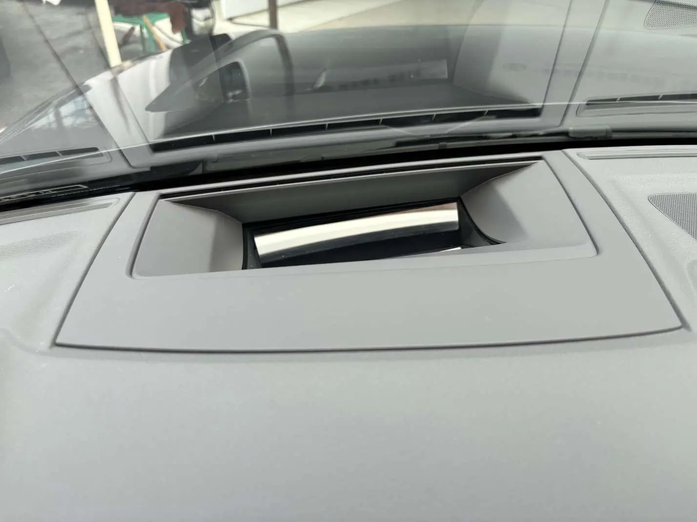 Volkswagen Touareg 2022 3.0TSI Sharp Sport Package