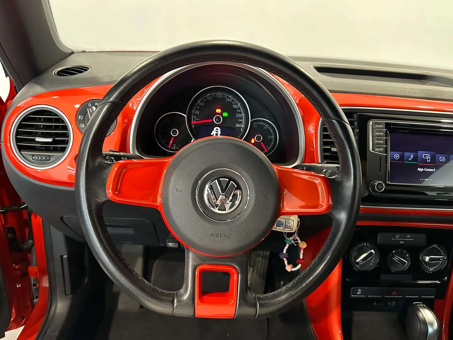 Volkswagen 2018 180TSI