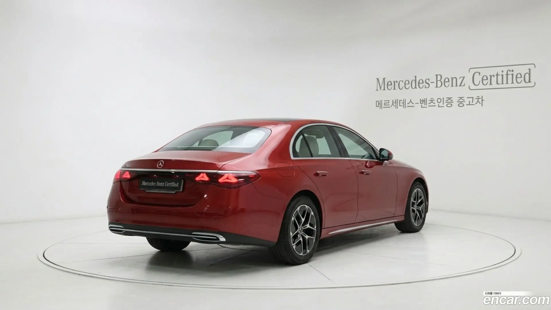 Mercedes-Benz E-Class E200 Avantgarde 2024