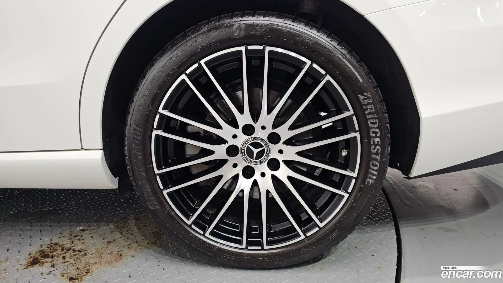 Mercedes-Benz C-Class C200 Avantgarde