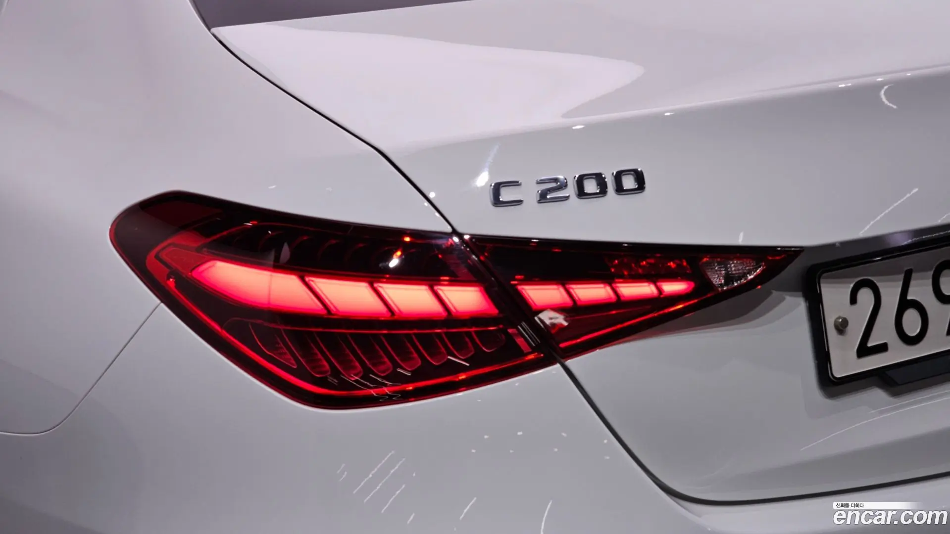 Mercedes-Benz C-Class C200 Avantgarde