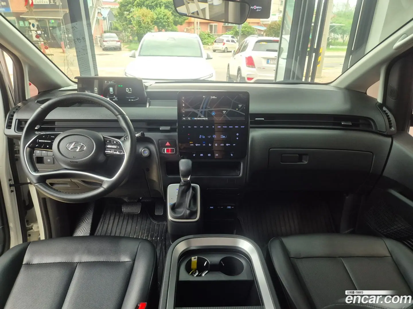 Hyundai Staria Cargo 5-Seater 2022