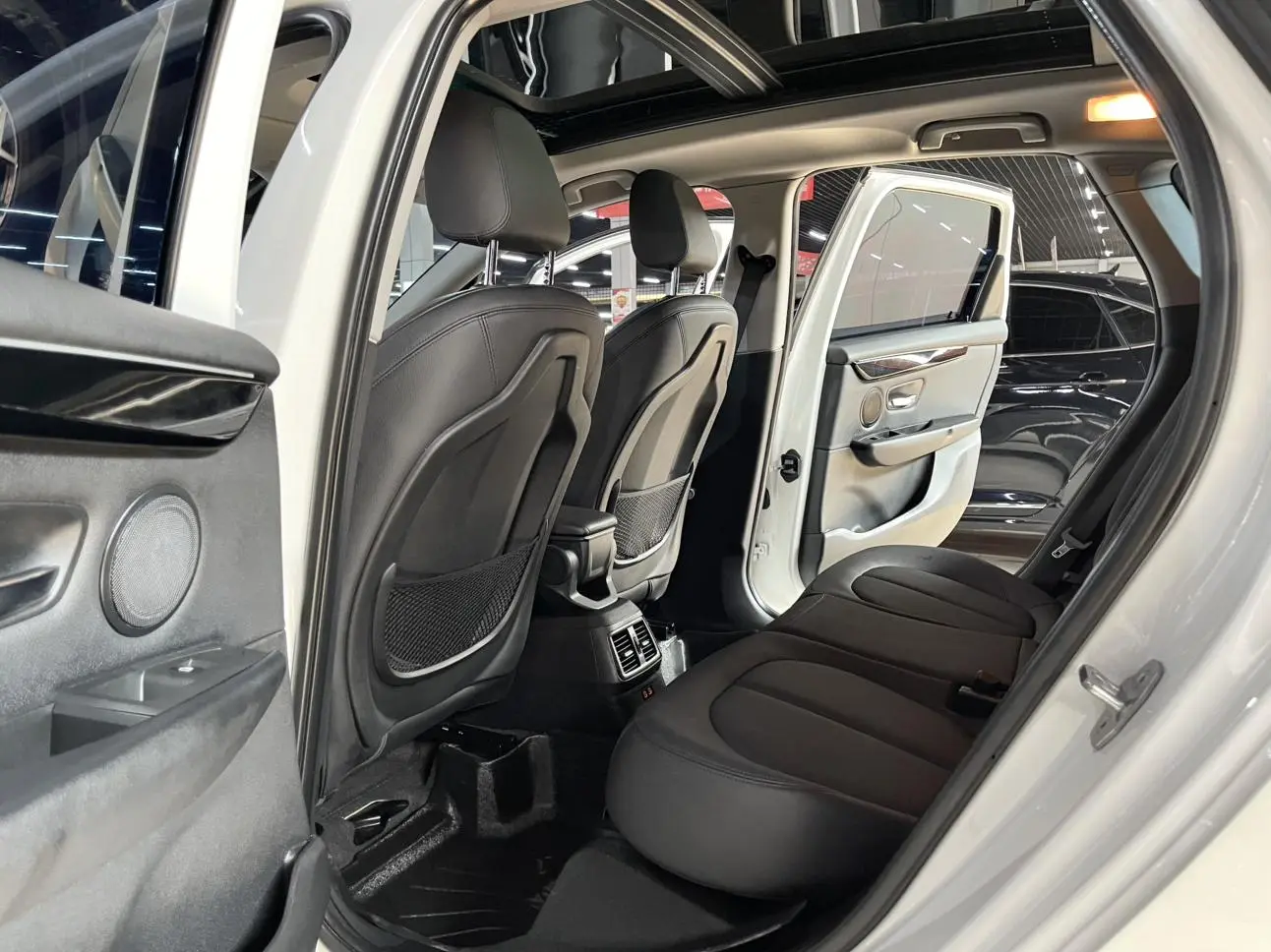 BMW 2 Series Wagon 2018 218i Premium Plus Sport Package