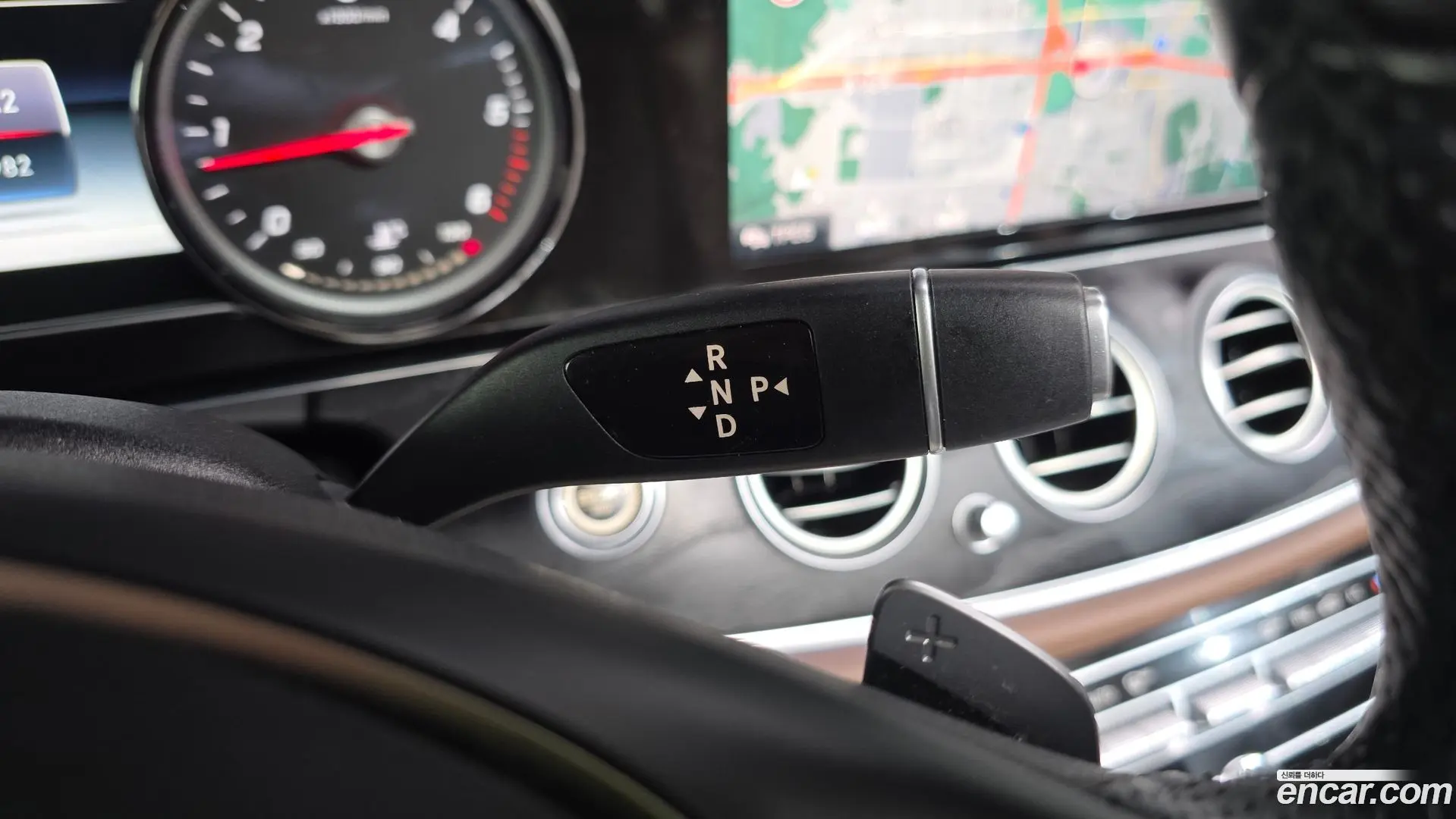 Mercedes-Benz E-Class E220d 4MATIC Avantgarde