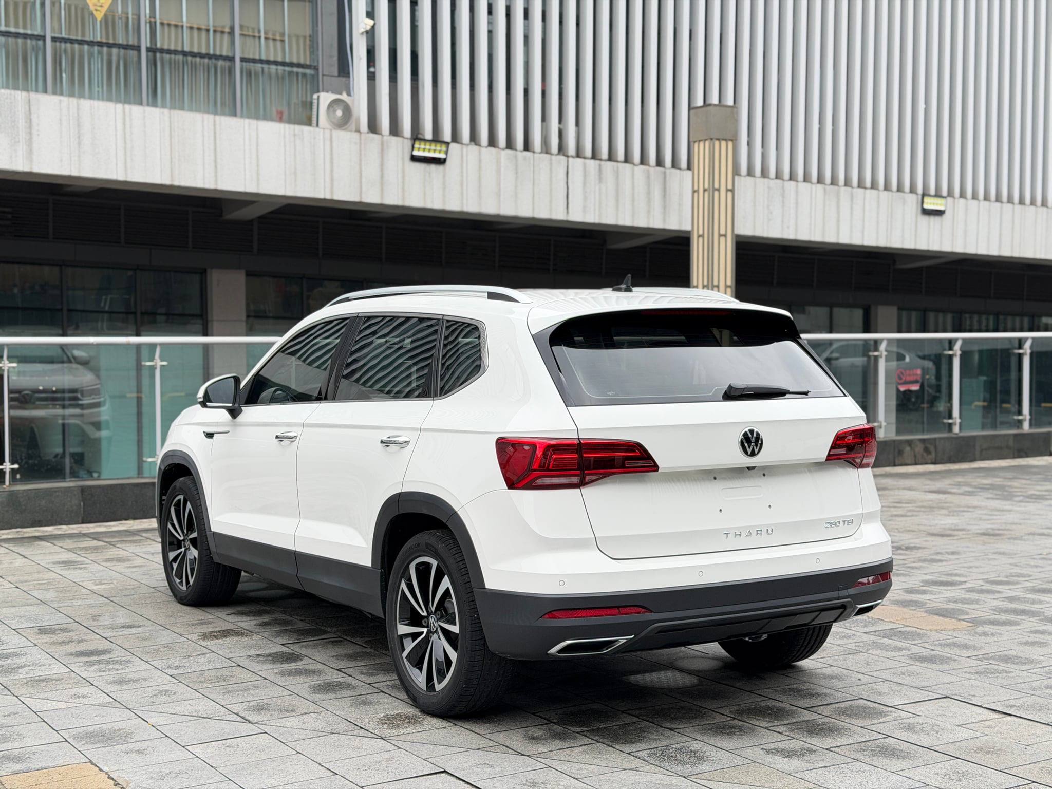 Volkswagen Tharu