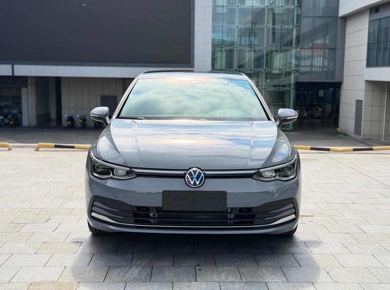 Volkswagen Golf Pro