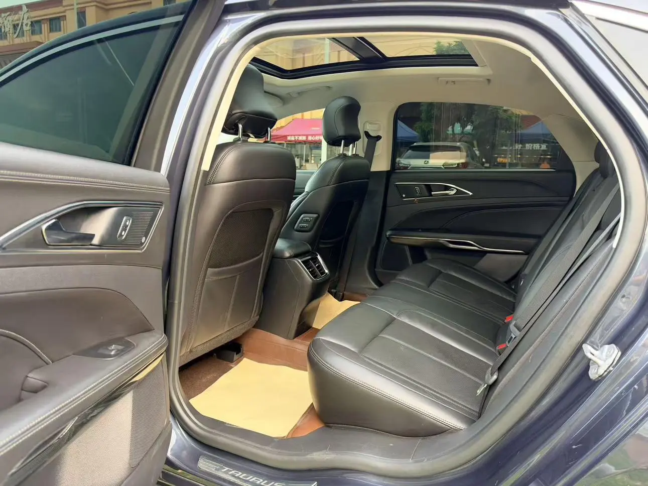 Ford seat 2019 EcoBoost 245 Premium Plus