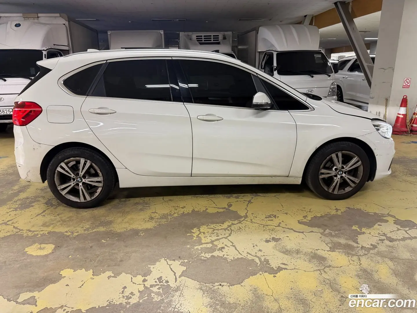 BMW 2-Series Joy 2017