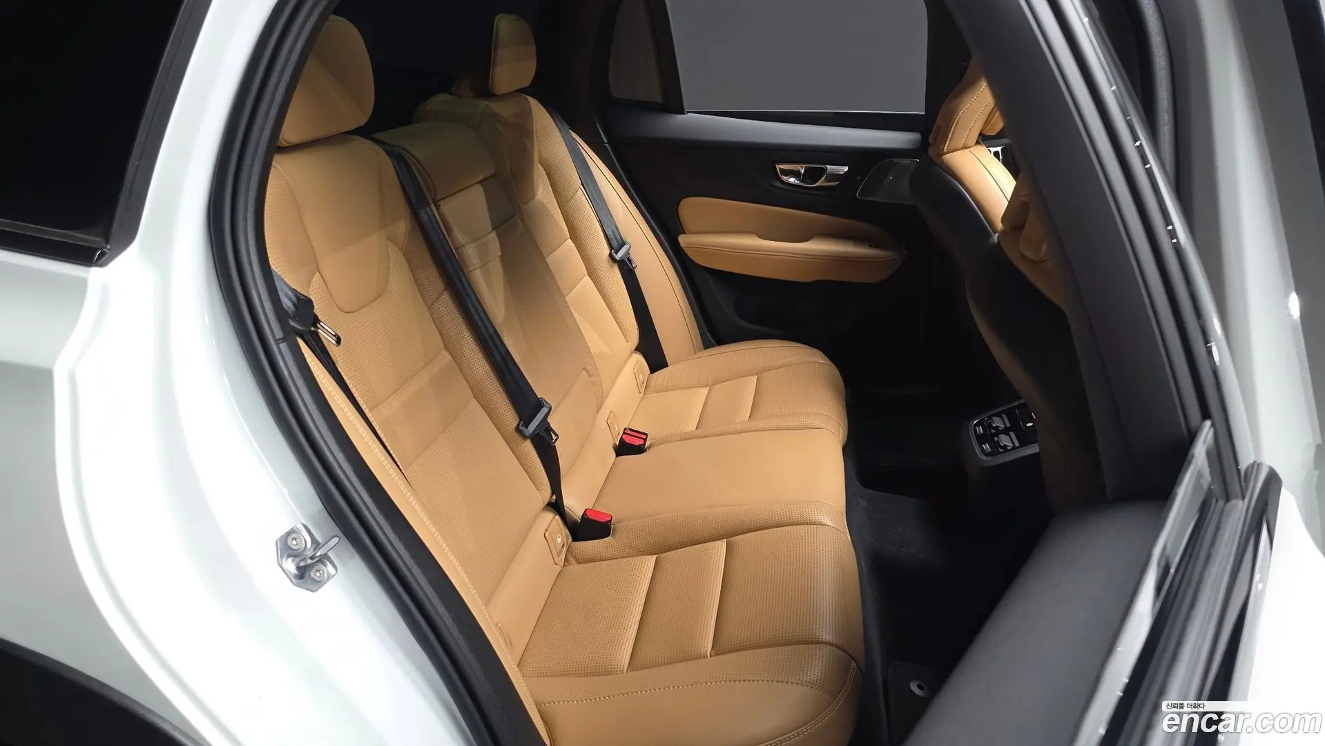 Volvo V60 T5 Pro AWD