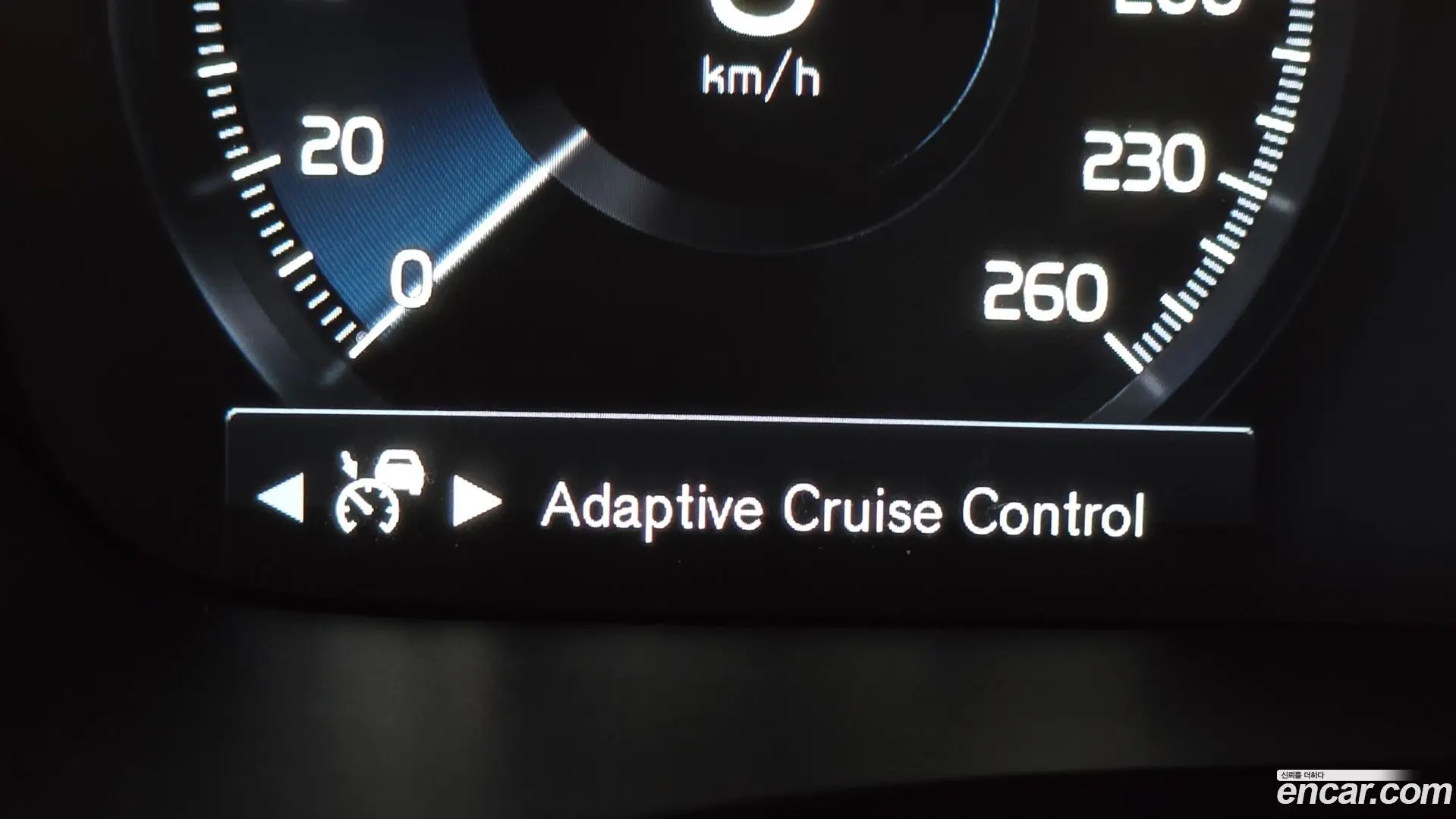 Volvo V60 T5 Pro AWD