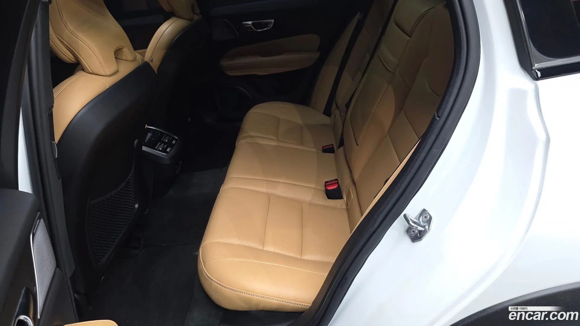 Volvo V60 T5 Pro AWD