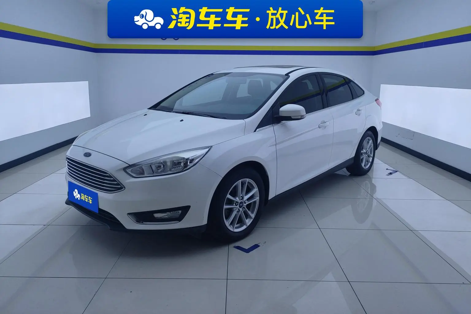 Ford Focus 2018 Classic Sedan EcoBoost 180 Auto Elite