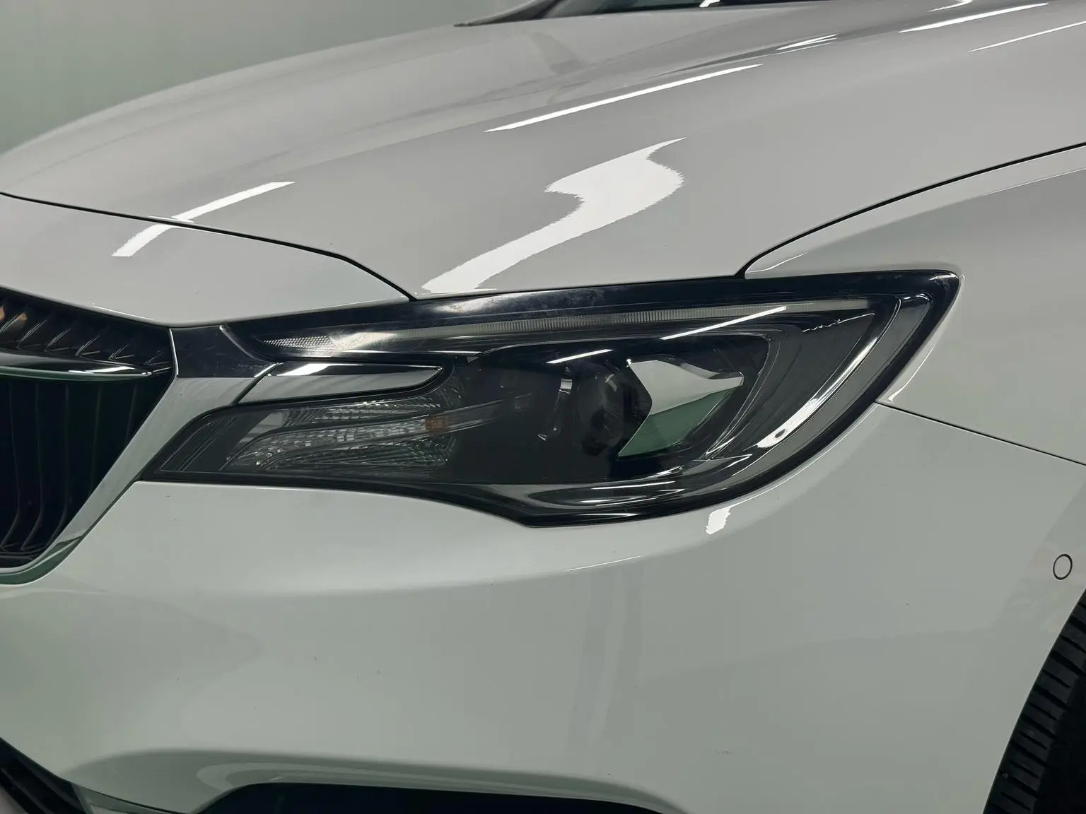 Buick GL6 2019 18T 6 seat Connected Premium China VI