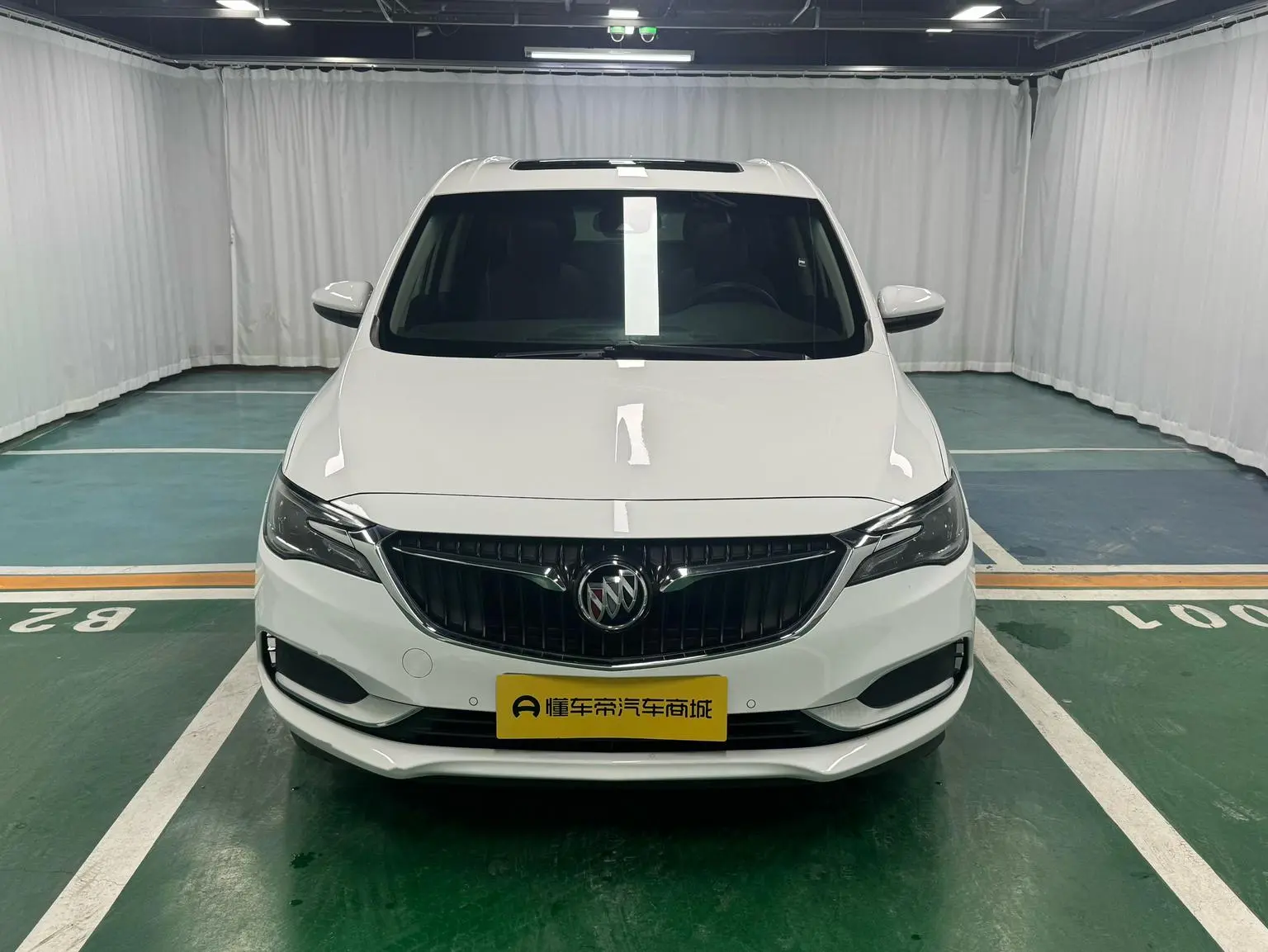 Buick GL6 2019 18T 6 seat Connected Premium China VI