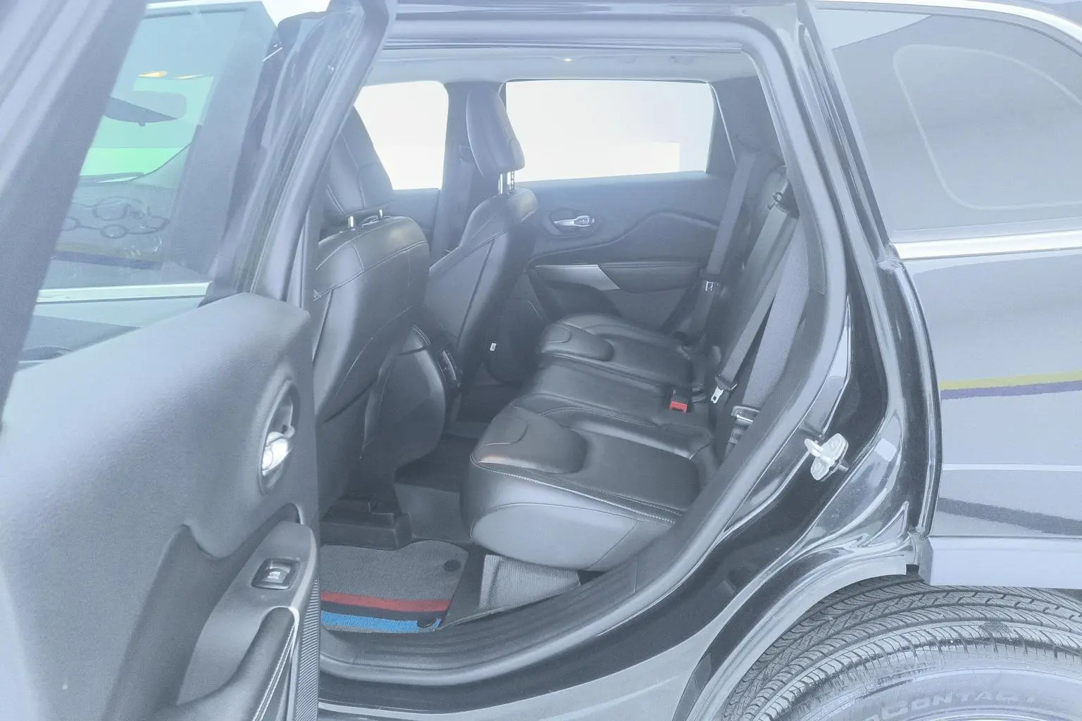 Jeep Cherokee 2020 2.0T 2WD Leading