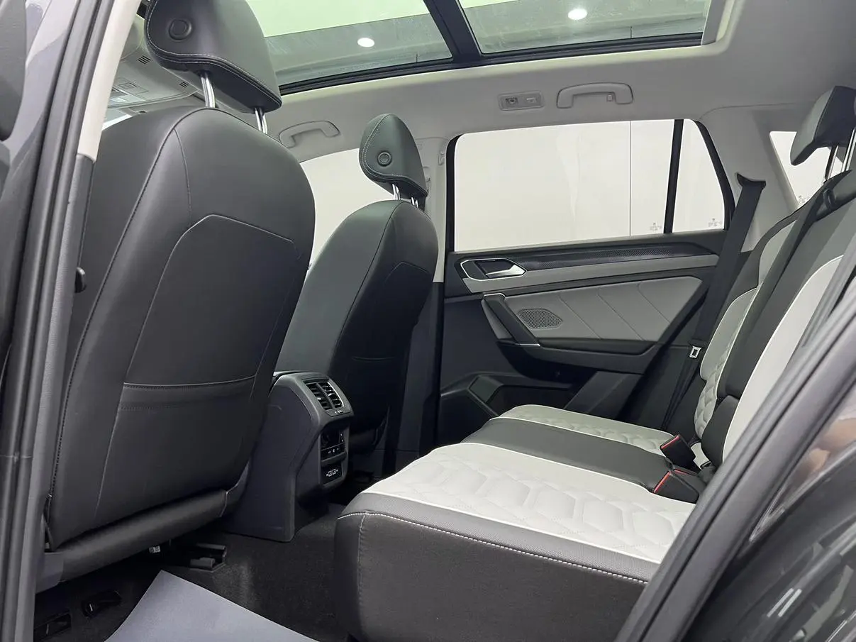 Volkswagen Tayron 2023 280TSI 2WD Luxury Plus