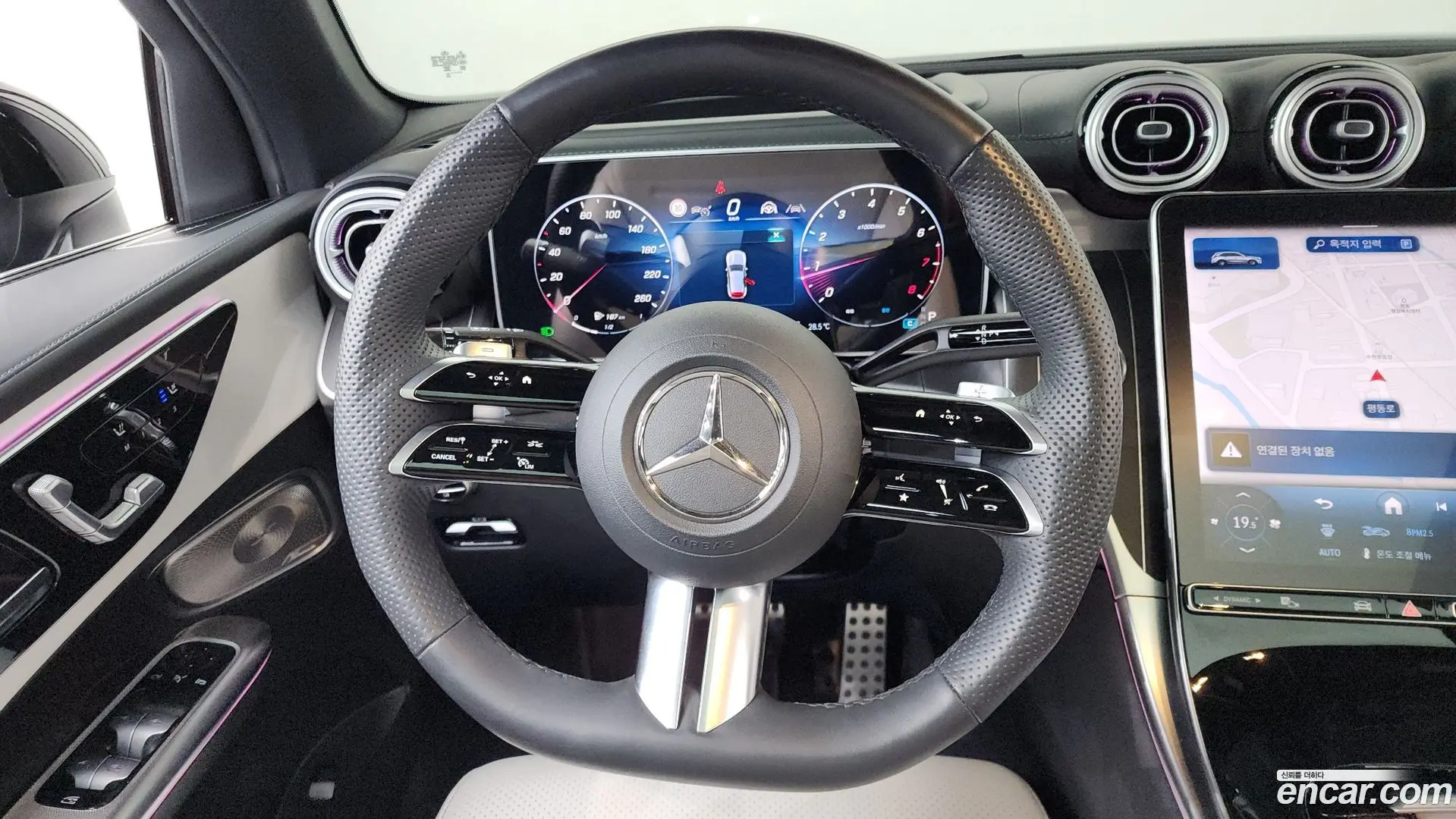 Mercedes-Benz GLC-Class GLC300 4MATIC AMG Line
