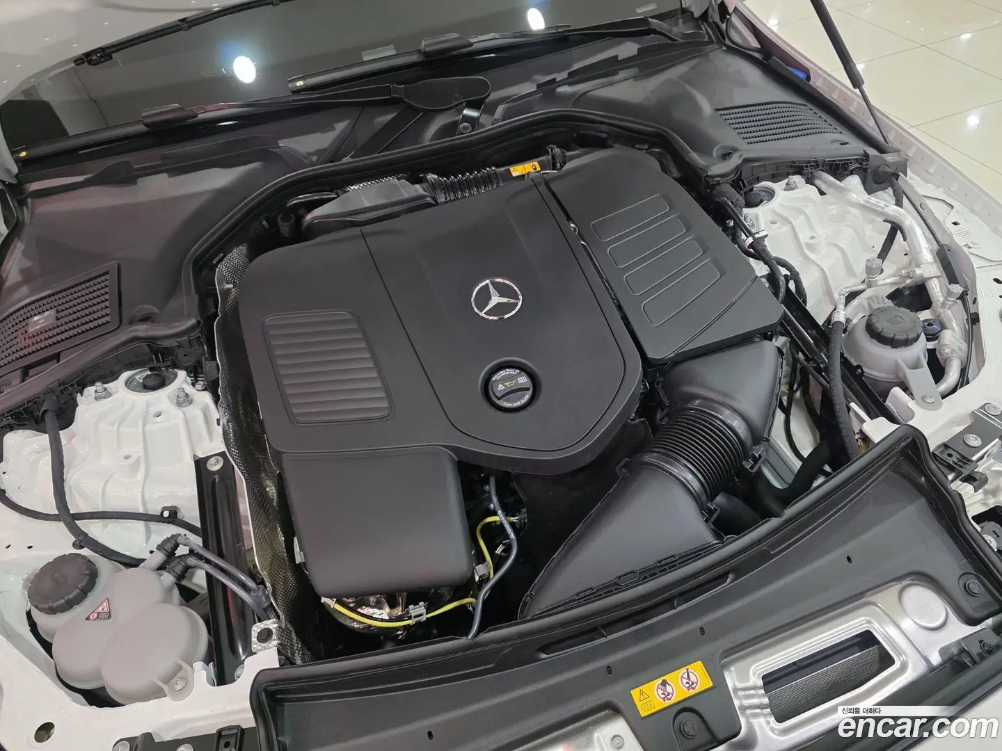 Mercedes-Benz C-Class C200 AMG Line