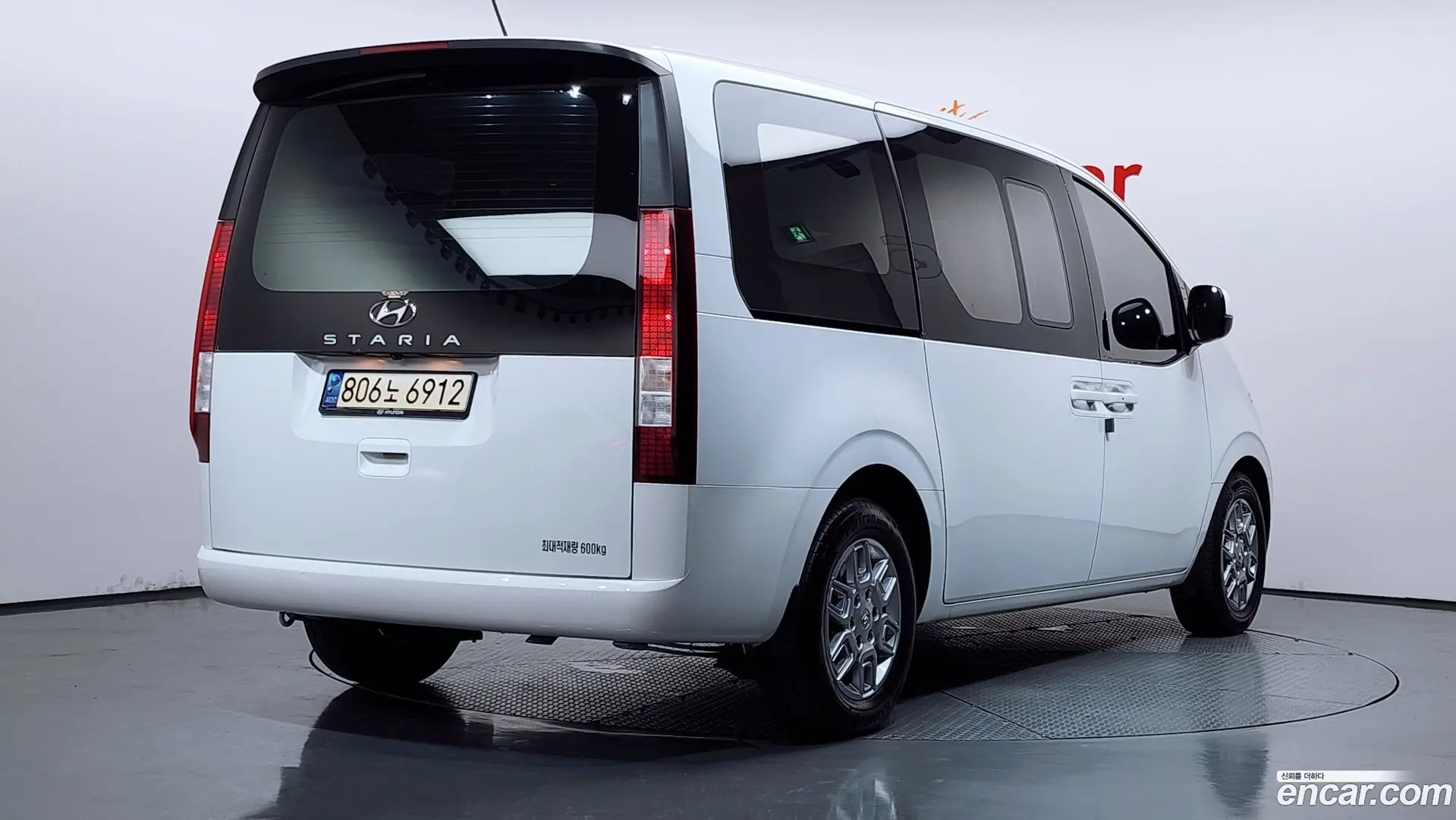 Hyundai Staria Cargo 5-Seater 2022