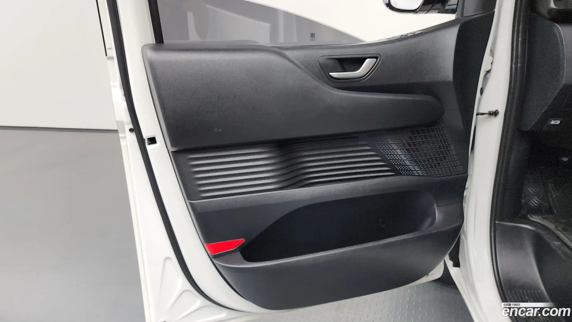 Hyundai Staria Cargo 5-Seater 2022