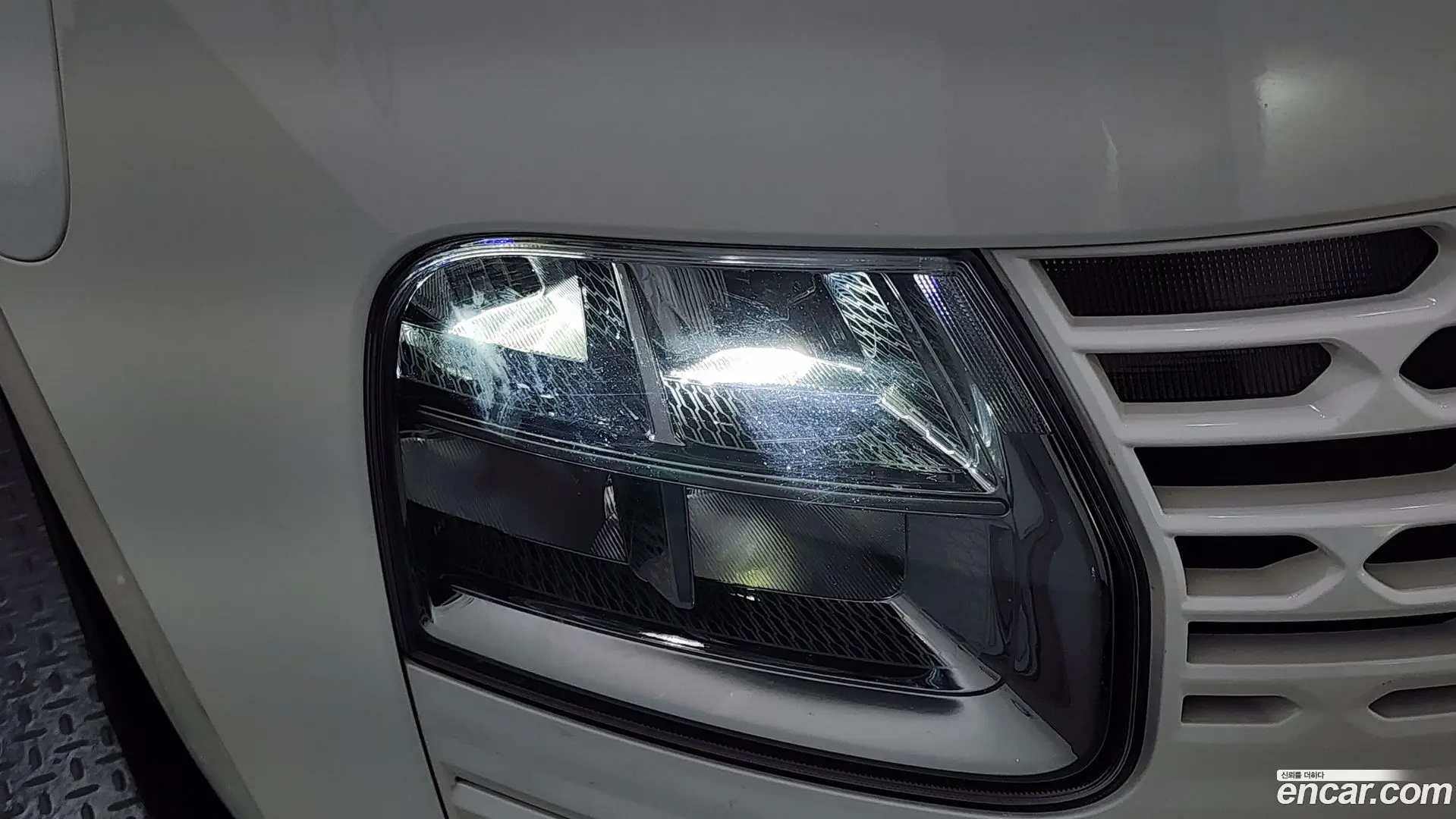 Hyundai Staria Cargo 5-Seater 2022