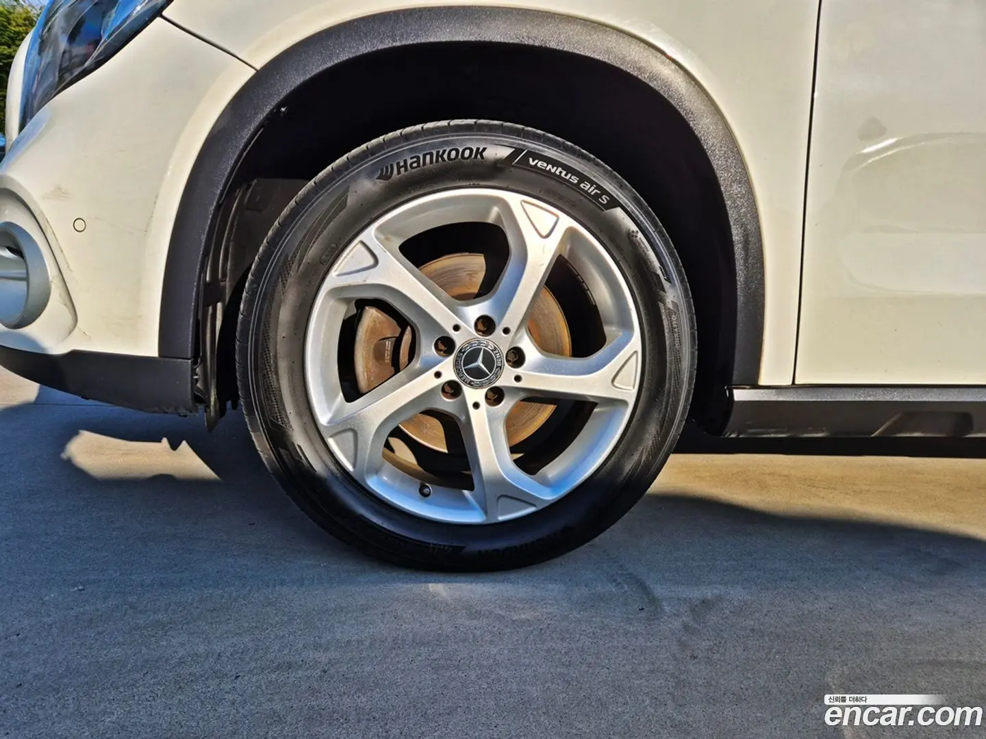 Mercedes-Benz GLA-Class GLA220 2017