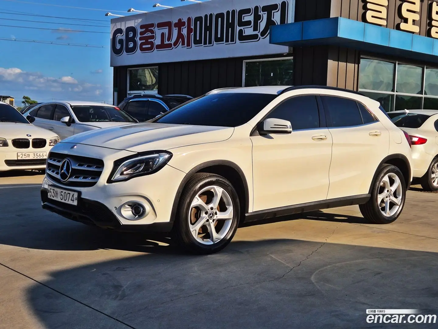 Mercedes-Benz GLA-Class GLA220 2017
