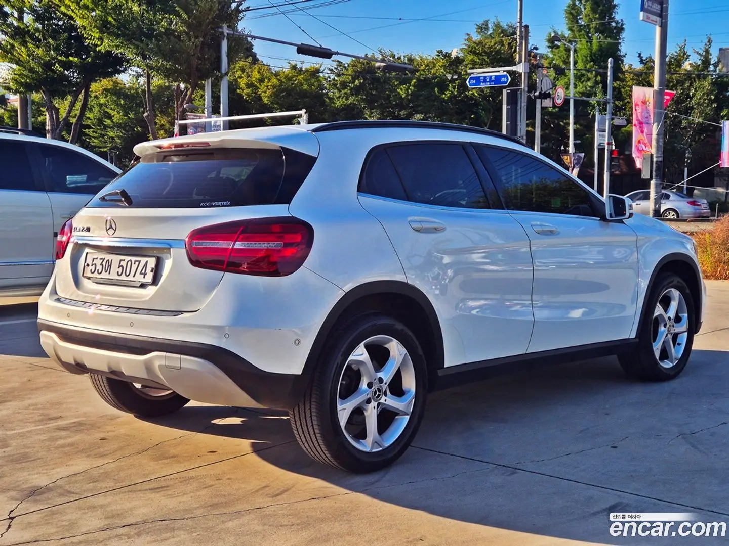 Mercedes-Benz GLA-Class GLA220 2017