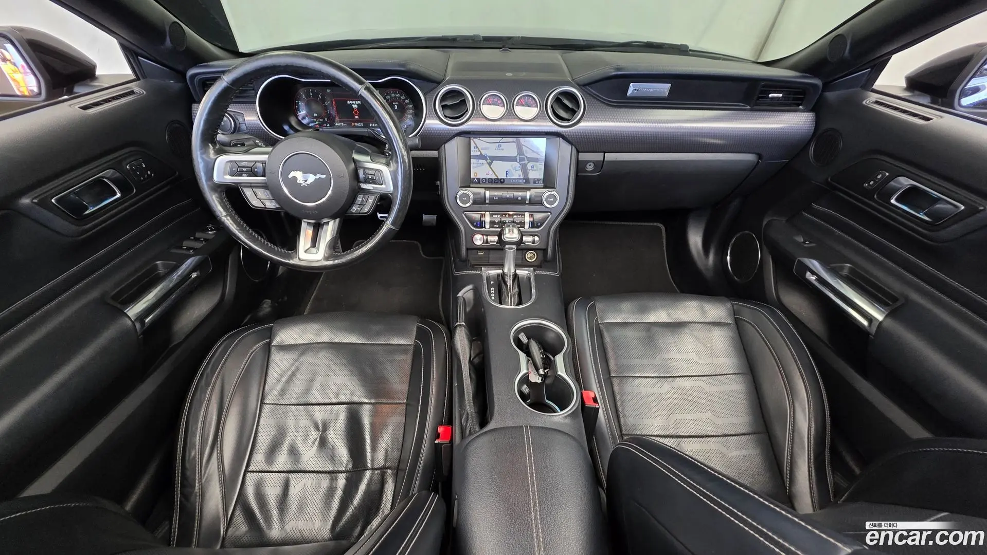 Ford Mustang Convertible